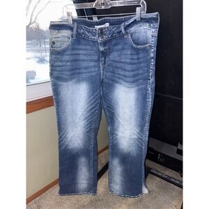 Kancan women's jeans size 18 faded wash slit